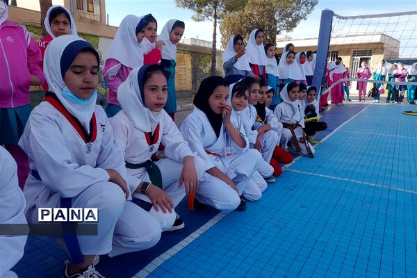 شور ونشاط در مدارس شهرستان آباده در هفته تربیت‌بدنی