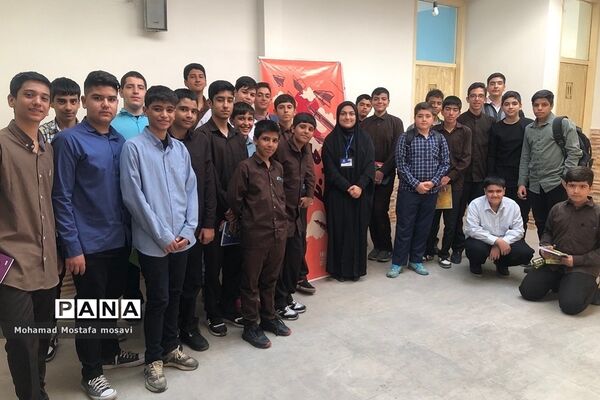 اولین جلسه آموزشی طرح هر مدرسه یک خبرنگار در ناحیه 2 شهرری