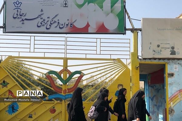 برگزاری اولین جلسه آموزشی خبرنویسی ویژه دانش‌آموزان خبرنگار دختر در ناحیه 2 ری