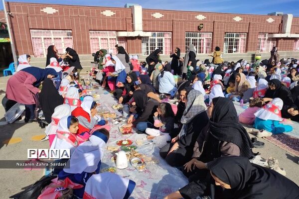 صبحانه سلامت با طعم خانواده در مدارس آباده