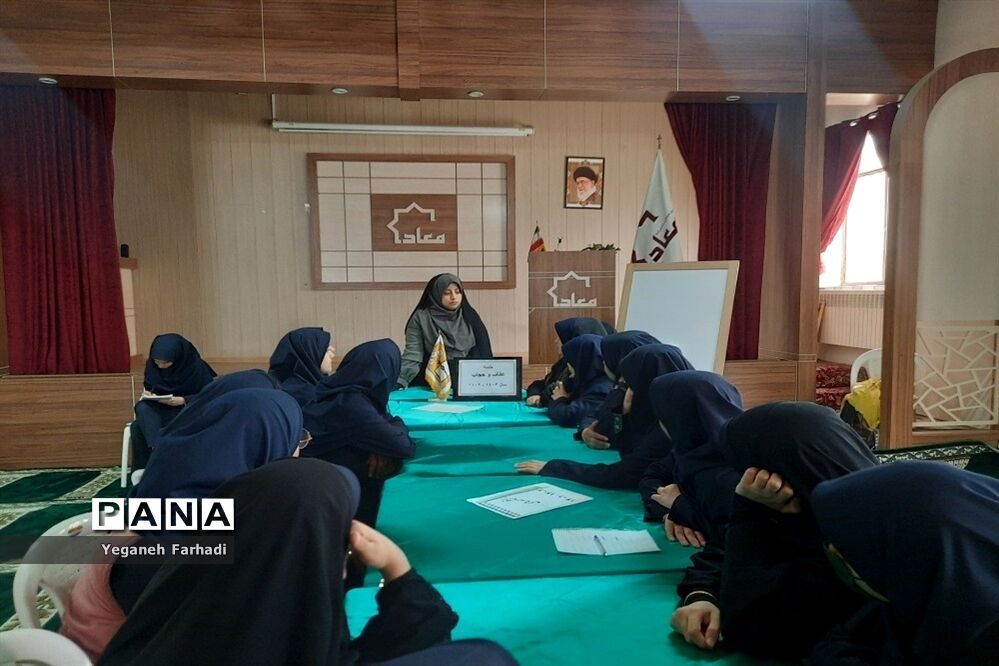 آموزش  امر به معروف و نهی از منکر با هدف آگاهی بخشی به دانش‌آموزان