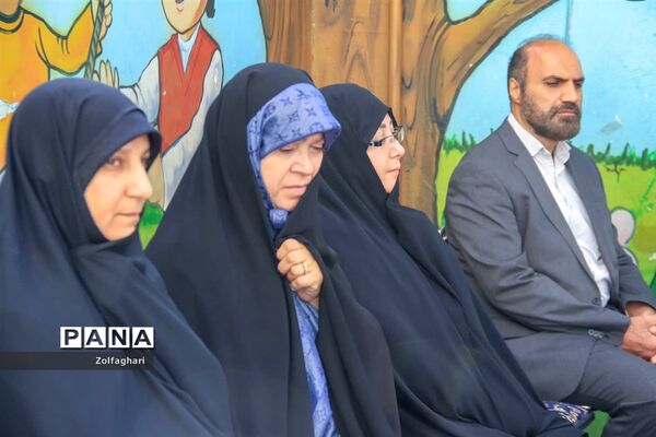 کلنگ زنی مدرسه خیرساز یاران خمینی منطقه ۱۳
