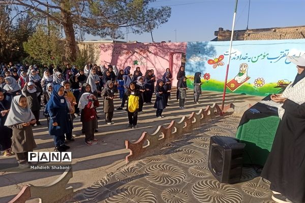 گرامیداشت هفته تربیت‌بدنی و ورزش در دبستان شهید نجفی فدافن کاشمر