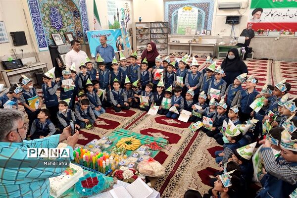 برگزاری جشن قرآن در دبستان شاهد امام کاظم (ع)