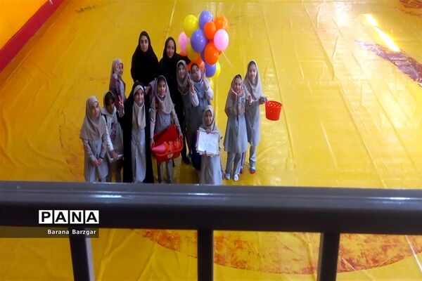 بزرگداشت هفته تربیت‌بدنی در دبستان شکوفه