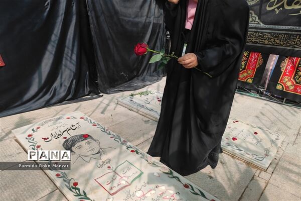 برگزاری سالگرد شهدای دانش‌آموزحادثه تروریستی حرم شاهچراغ (ع)درشیراز