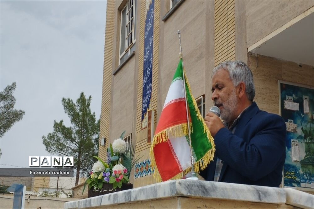 برگزاری اولین جلسه انجمن اولیا دبیرستان حضرت معصومه (س) خلیل‌آباد