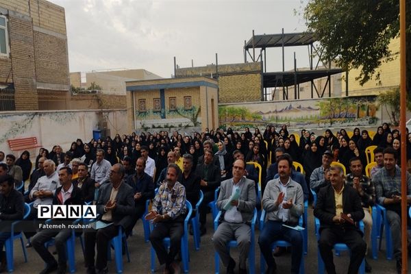 برگزاری اولین جلسه انجمن اولیا دبیرستان حضرت معصومه (س) خلیل‌آباد