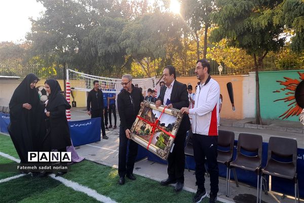 افتتاحیه استانی مسابقات ورزشی دانش آموزان استان امیدستان ورزش به مناسبت هفته تربیت‌بدنی