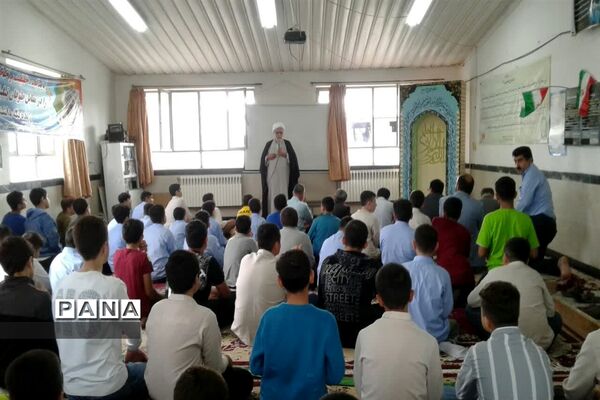 برگزاری نماز جماعت در مدارس شهرستان جویبار