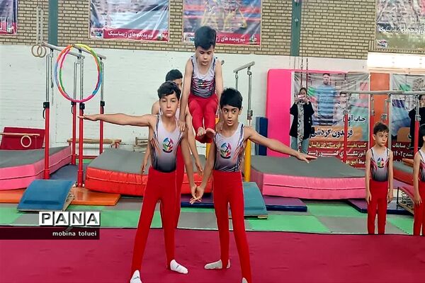 آیین افتتاح خانه ژیمناستیک در شهرستان بهارستان