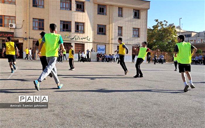 المپیاد ورزشی، شور و نشاط در مدارس شیراز/ فیلم