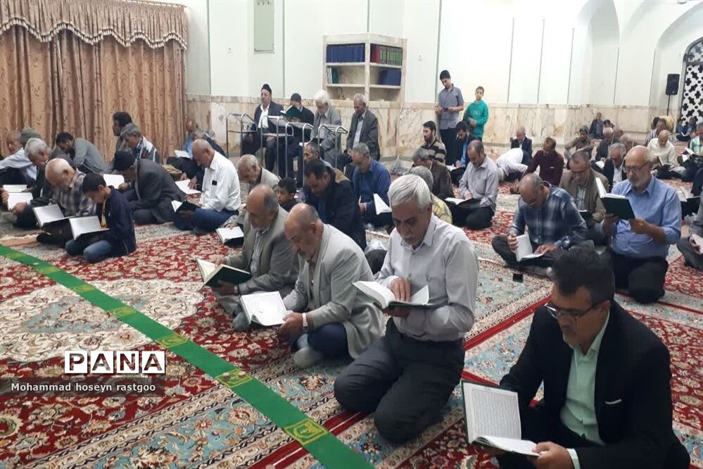 جشن میلاد یازدهمین امام شیعیان در آرامگاه شهید مدرس