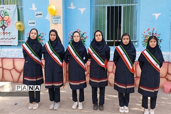 برگزاری المپیاد ورزشی در دبیرستان دخترانه کوثر قرچک