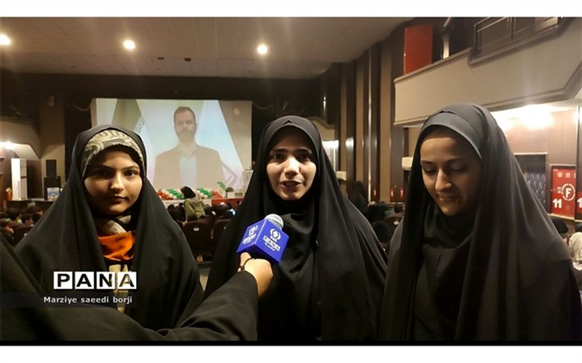 تجلیل از دانش‌آموزان برتر استانی جشنواره فرهنگی هنری امید فردا/ فیلم