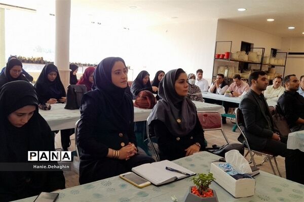 کارگاه مهارتی مشاوران مدرسه در پاکدشت