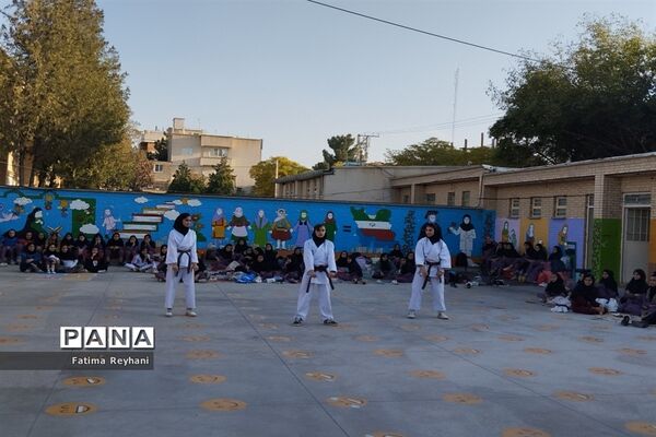 اجرای مسابقات درون مدرسه‌ای به‌مناسبت هفته تربیت‌بدنی شهرستان مانه و سملقان