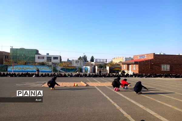 گرامیداشت هفته تربیت‌بدنی در دبیرستان الزهرا(س) و فرهنگ مرحوم فخرایی