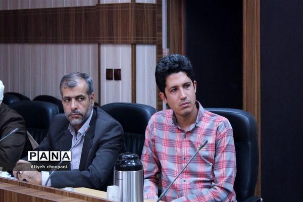 نشست  هماهنگی‌ اجرایی مراسم یوم الله ۱۳ آبان در اداره‌کل آموزش و پرورش شهر تهران