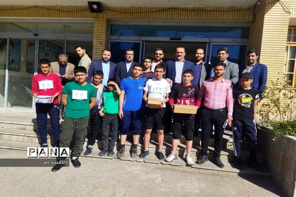 برگزاری مسابقات دو و میدانی ویژه دانش‌آموزان پسر مقطع متوسطه اول شهرستان کلات