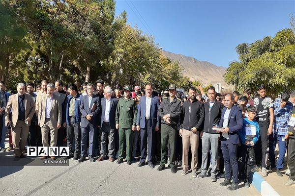 برگزاری مسابقات دو و میدانی ویژه دانش‌آموزان پسر مقطع متوسطه اول شهرستان کلات