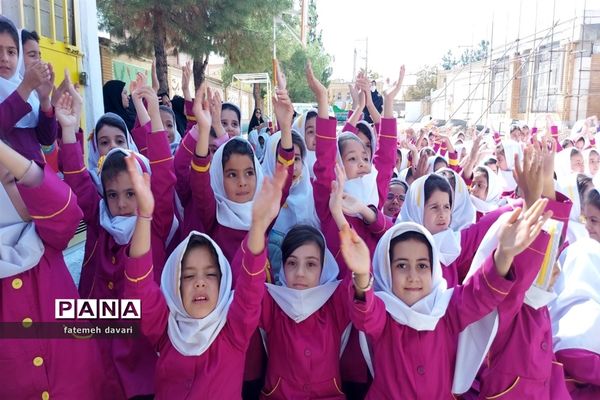 جشن میلاد امام حسن عسکری(ع) در دبستان سمیه شهرستان فاروج