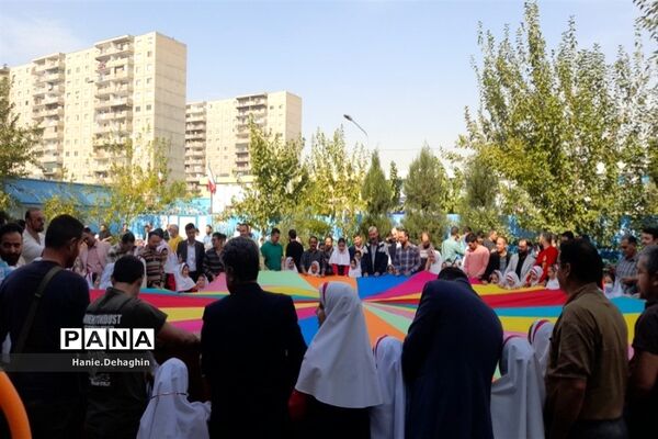 اردوی درون مدرسه‌ای پدر و دختری در مدرسه بنت‌الهدی پاکدشت