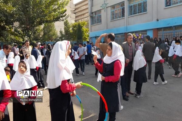 اردوی درون مدرسه‌ای پدر و دختری در مدرسه بنت‌الهدی پاکدشت