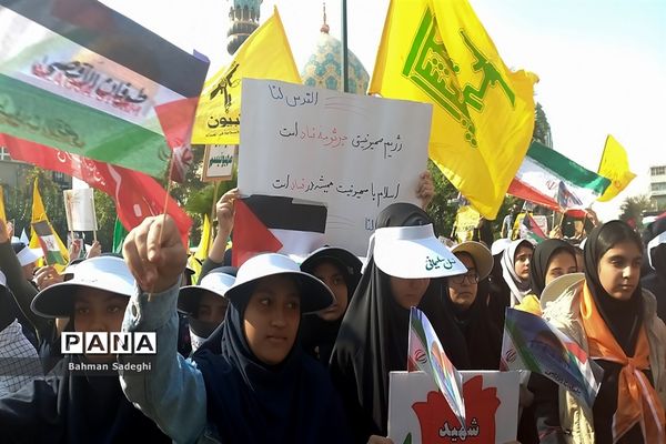 اجتماع دانش‌آموزان درحمایت از کودکان غزه