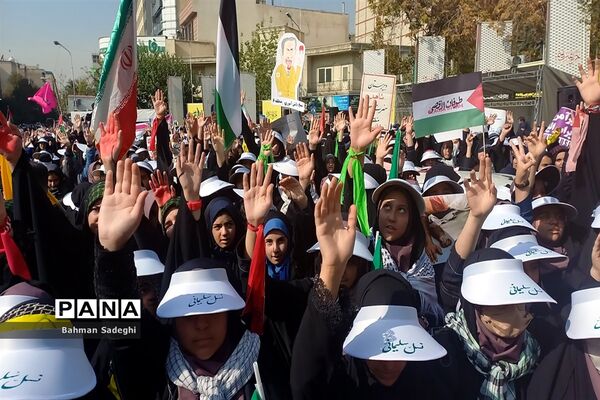 اجتماع دانش‌آموزان درحمایت از کودکان غزه