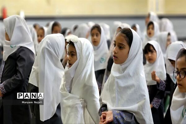 مراسم پیوند مدرسه و مسجد دبستان حاجیه خانم نوری ملارد