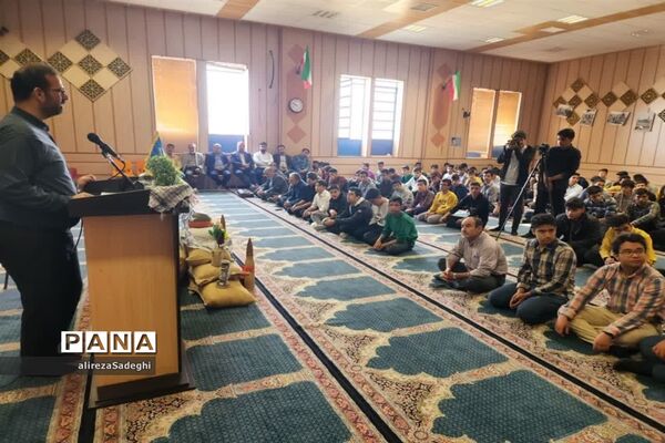 یادواره شهدای دانش‌آموز در دبیرستان امام علی(ع) ابرکوه