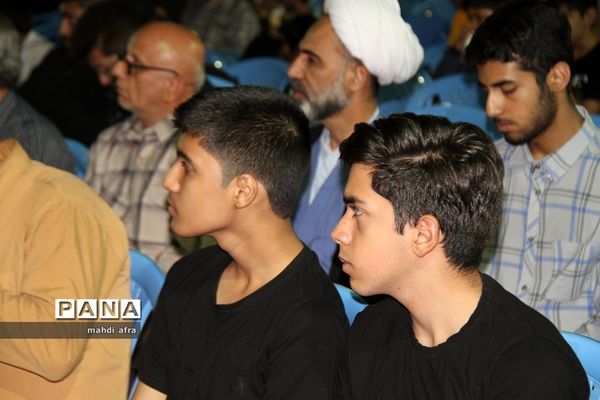 برگزاری چهلمین یادواره شهدای دانش‌آموز مدرسه پیروز بهبهان