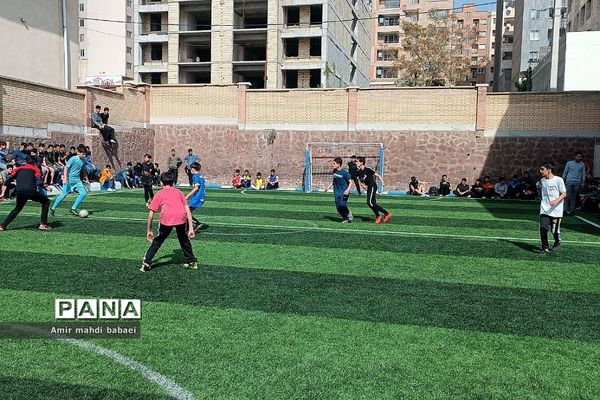 افتتاحیه المپیاد ورزشی در دبیرستان استعدادهای درخشان شهید بهشتی