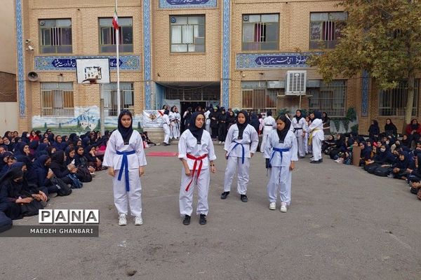برگزاری سراسری المپیاد ورزشی در تمامی مدارس دخترانه شهرستان‌پردیس