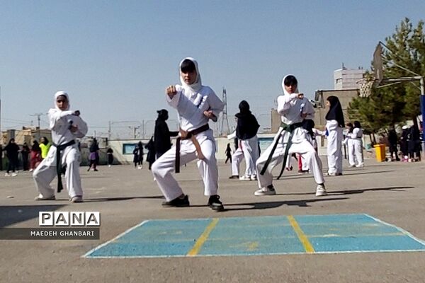 برگزاری سراسری المپیاد ورزشی در تمامی مدارس دخترانه شهرستان‌پردیس