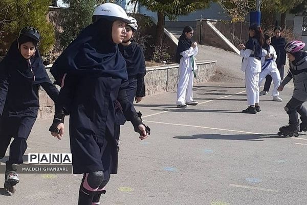 برگزاری سراسری المپیاد ورزشی در تمامی مدارس دخترانه شهرستان‌پردیس