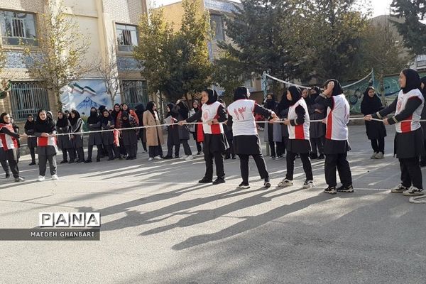 برگزاری سراسری المپیاد ورزشی در تمامی مدارس دخترانه شهرستان‌پردیس