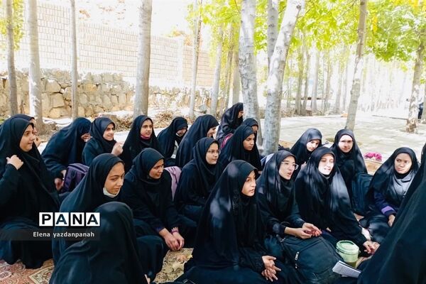 برگزاری اردو یک روزه دانش‌آموزی هدفمند در فارس