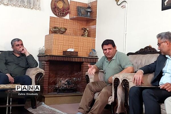 حضور دانش‌آموزان ملاردی در پنجشنبه‌های شهدایی