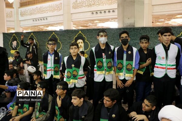 اجتماع نوجوانان فاطمی «از قم تا قدس» در حرم حضرت معصومه(س)