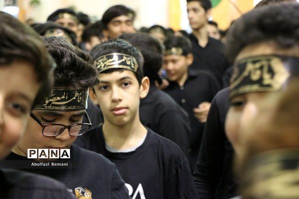 اجتماع نوجوانان فاطمی «از قم تا قدس» در حرم حضرت معصومه(س)