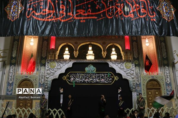 اجتماع نوجوانان فاطمی «از قم تا قدس» در حرم حضرت معصومه(س)