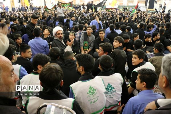 اجتماع نوجوانان فاطمی «از قم تا قدس» در حرم حضرت معصومه(س)