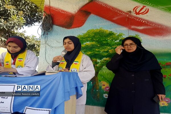 گرامیداشت هفته تربیت‌بدنی در دبیرستان سید صمد حسینی قائمشهر