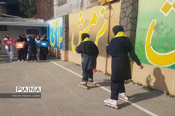 گرامیداشت هفته تربیت‌بدنی در دبیرستان سید صمد حسینی قائمشهر