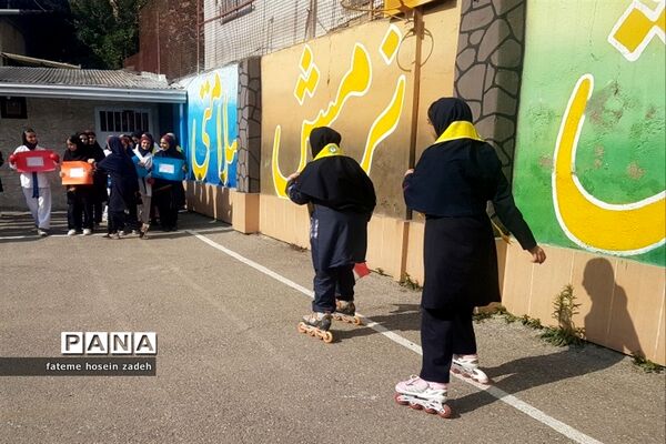 گرامیداشت هفته تربیت‌بدنی در دبیرستان سید صمد حسینی قائمشهر