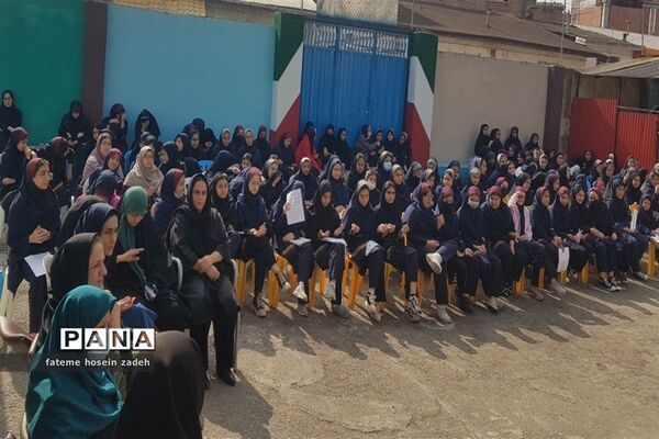 گرامیداشت هفته تربیت‌بدنی در دبیرستان سید صمد حسینی قائمشهر