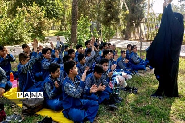 برگزاری دهمین اردوی یک‌روزه دهه هشتادی‌ها در بوستان ۱۵ خرداد شهرستان‌ورامین