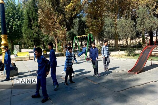 برگزاری دهمین اردوی یک‌روزه دهه هشتادی‌ها در بوستان ۱۵ خرداد شهرستان‌ورامین